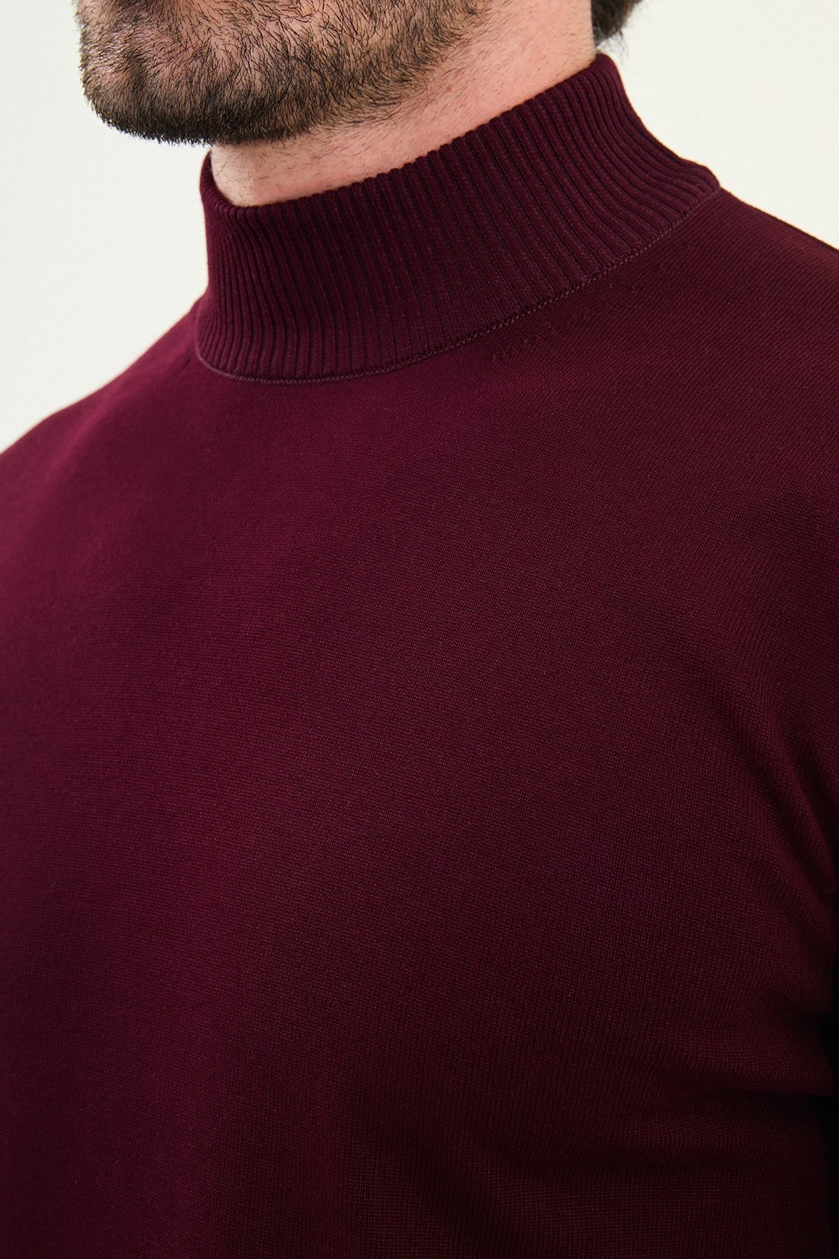 Men’s Burgundy Slim Fit Mock Neck Knitwear Sweater - SUITHARBOR