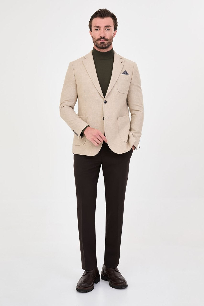 Men’s cream blazer, full-length outfit view