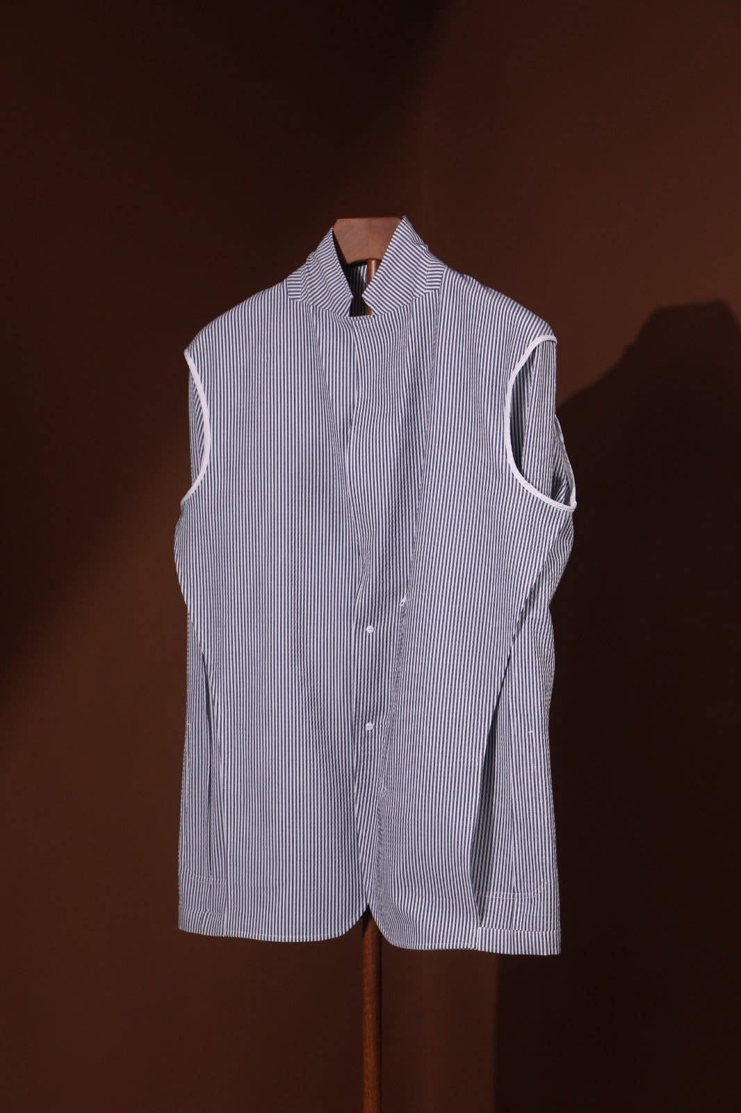 Men’s Navy & White Striped Seersucker Blazer - SUITHARBOR