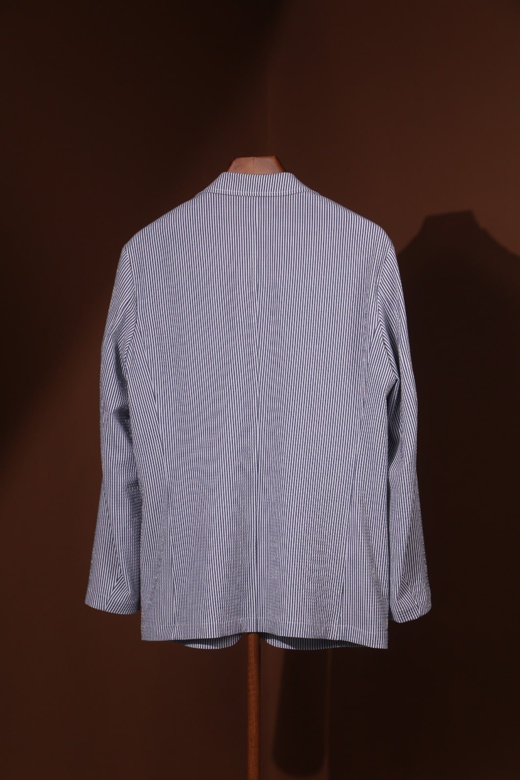 Men’s Navy & White Striped Seersucker Blazer - SUITHARBOR