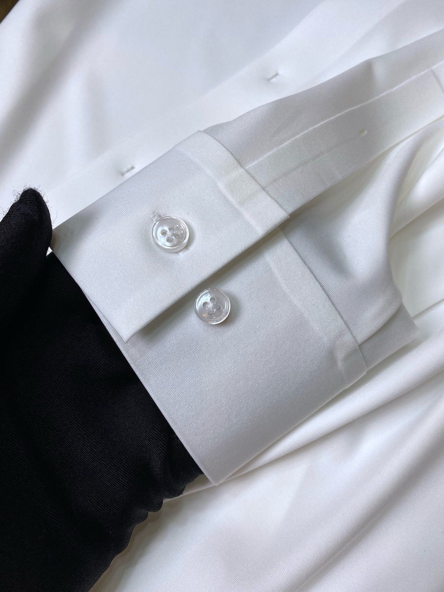Men’s Pure White Signature Dress Shirt - SUITHARBOR