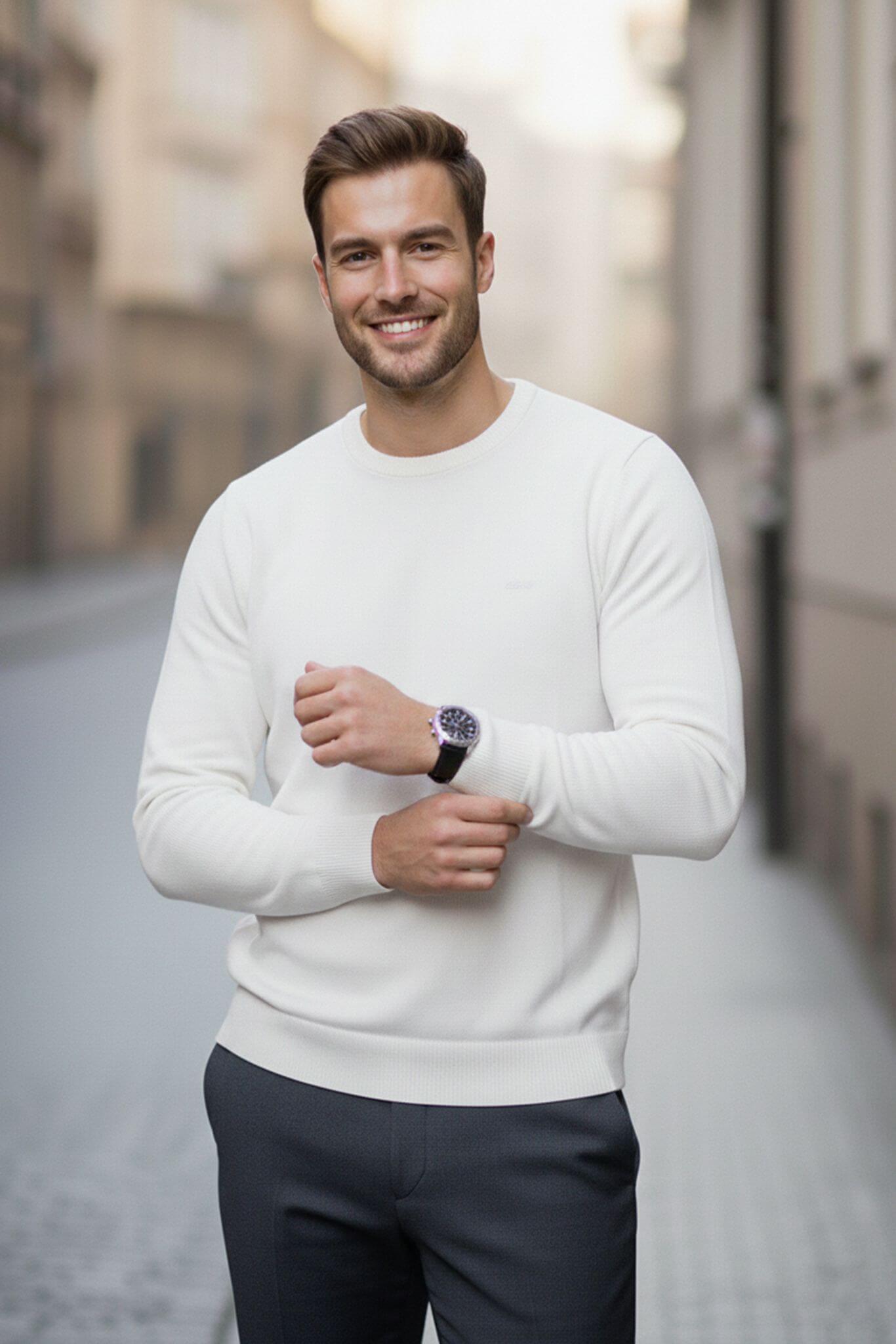 Men's Slim - fit Classic Crew Neck Sweater in White - SUITHARBOR