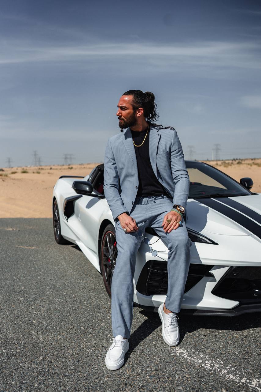 Blue pinstripe tailored suit, image 3
