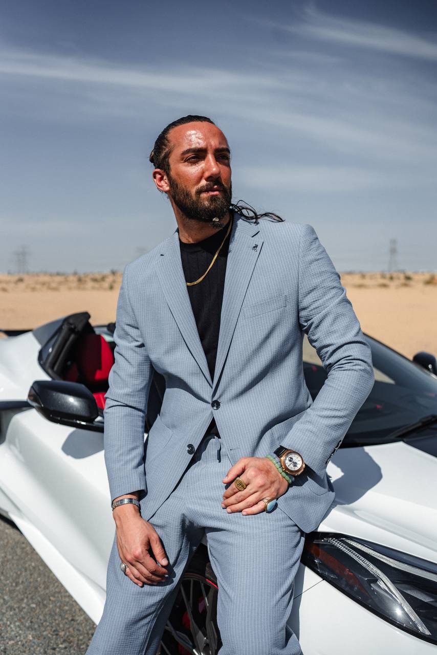 Blue pinstripe tailored suit, image 4