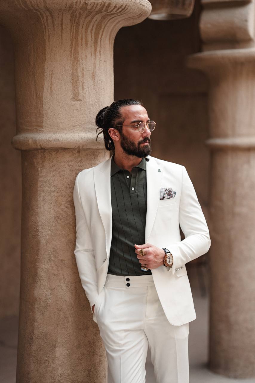 White tailored suit, image 4